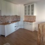 куня по поръчка